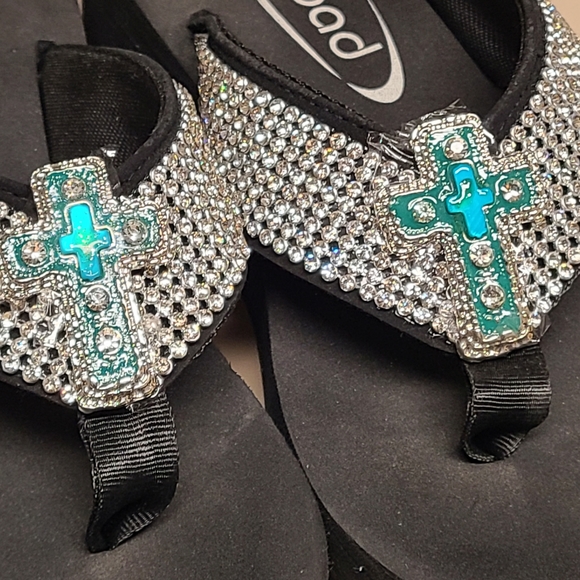 Lilypad Rhinestone Cross platform flip flop sandals size 8 1/2 - Picture 1 of 10